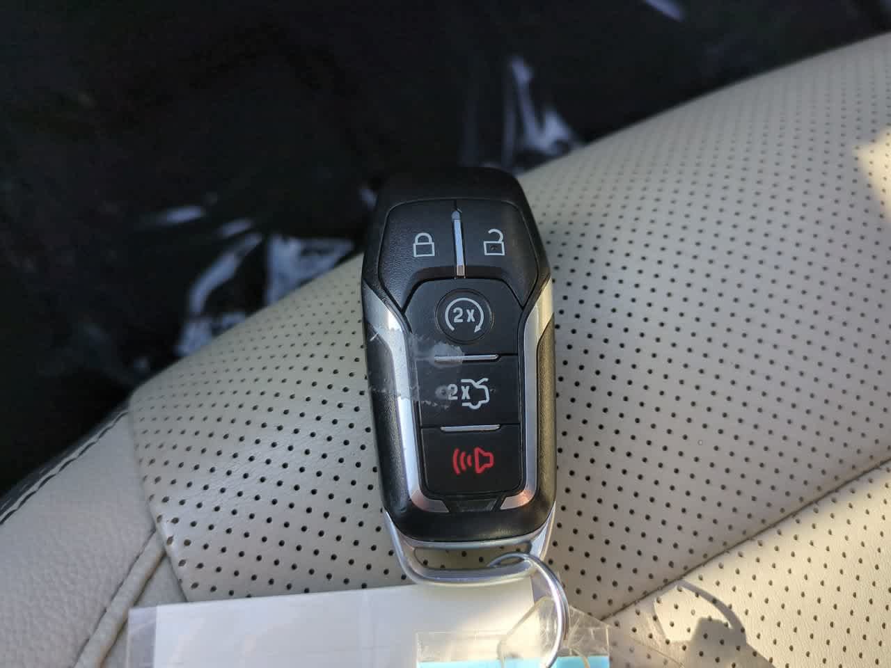 Used 2017 Ford Mustang Premium RWD image 27