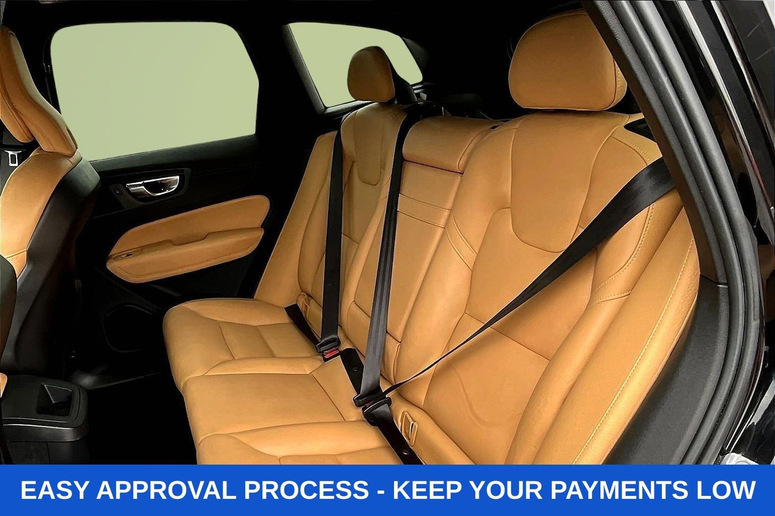 Used 2019 Volvo XC60 T5 Momentum w/ Premium Package image 28