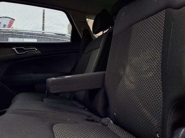 Used 2024 Kia Sportage LX FWD image 6