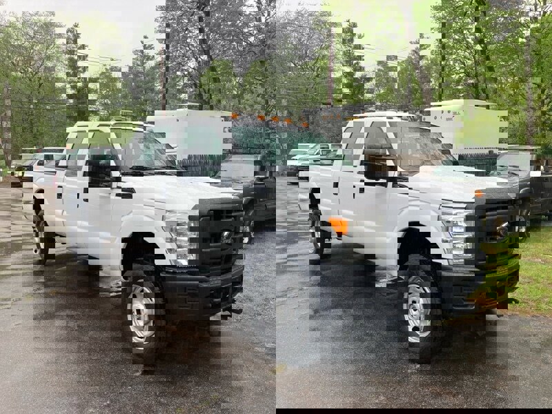 Used 2014 Ford F350 XL image 2