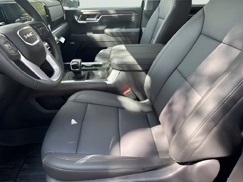 New 2026 GMC Sierra 1500 SLT w/ SLT Convenience Package RWD image 9