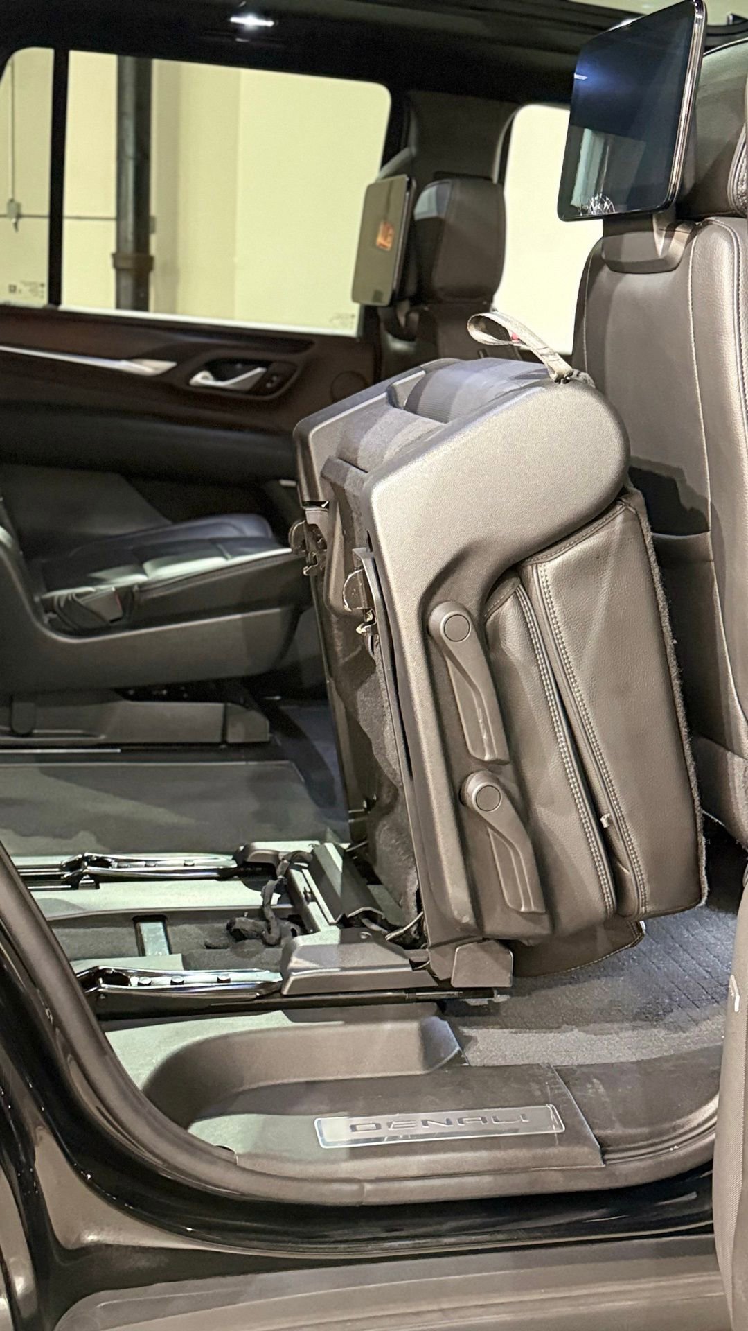 Used 2022 GMC Yukon Denali w/ Denali Ultimate Package image 79