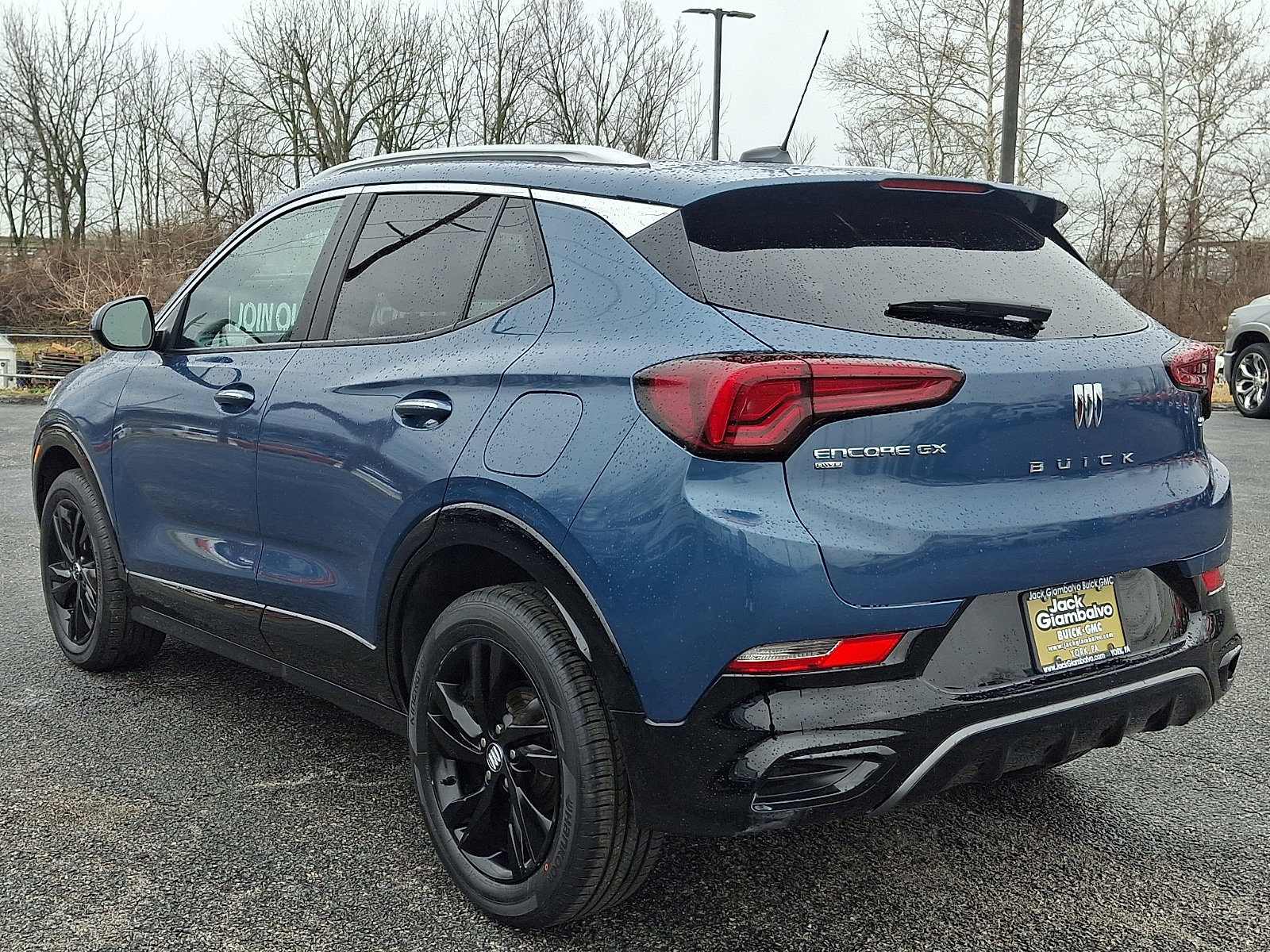 Used 2024 Buick Encore GX Sport Touring image 5