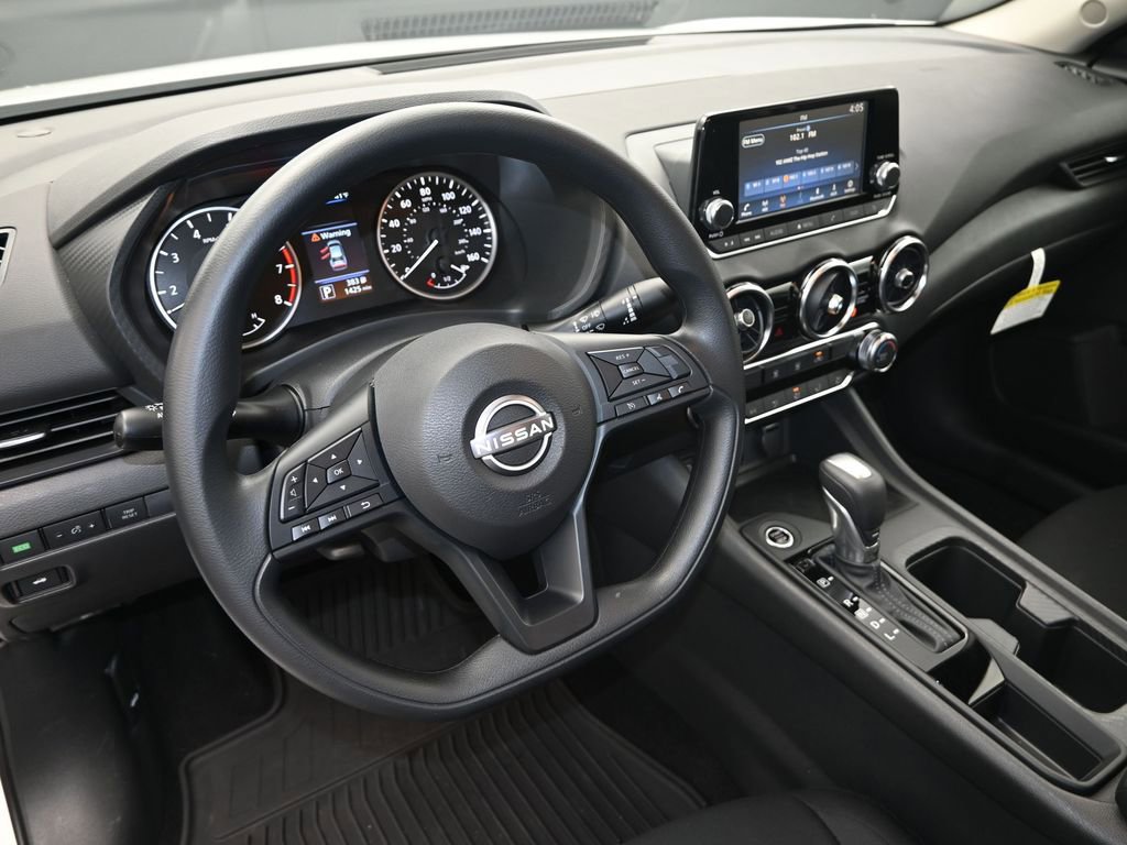 Certified 2025 Nissan Sentra S image 16