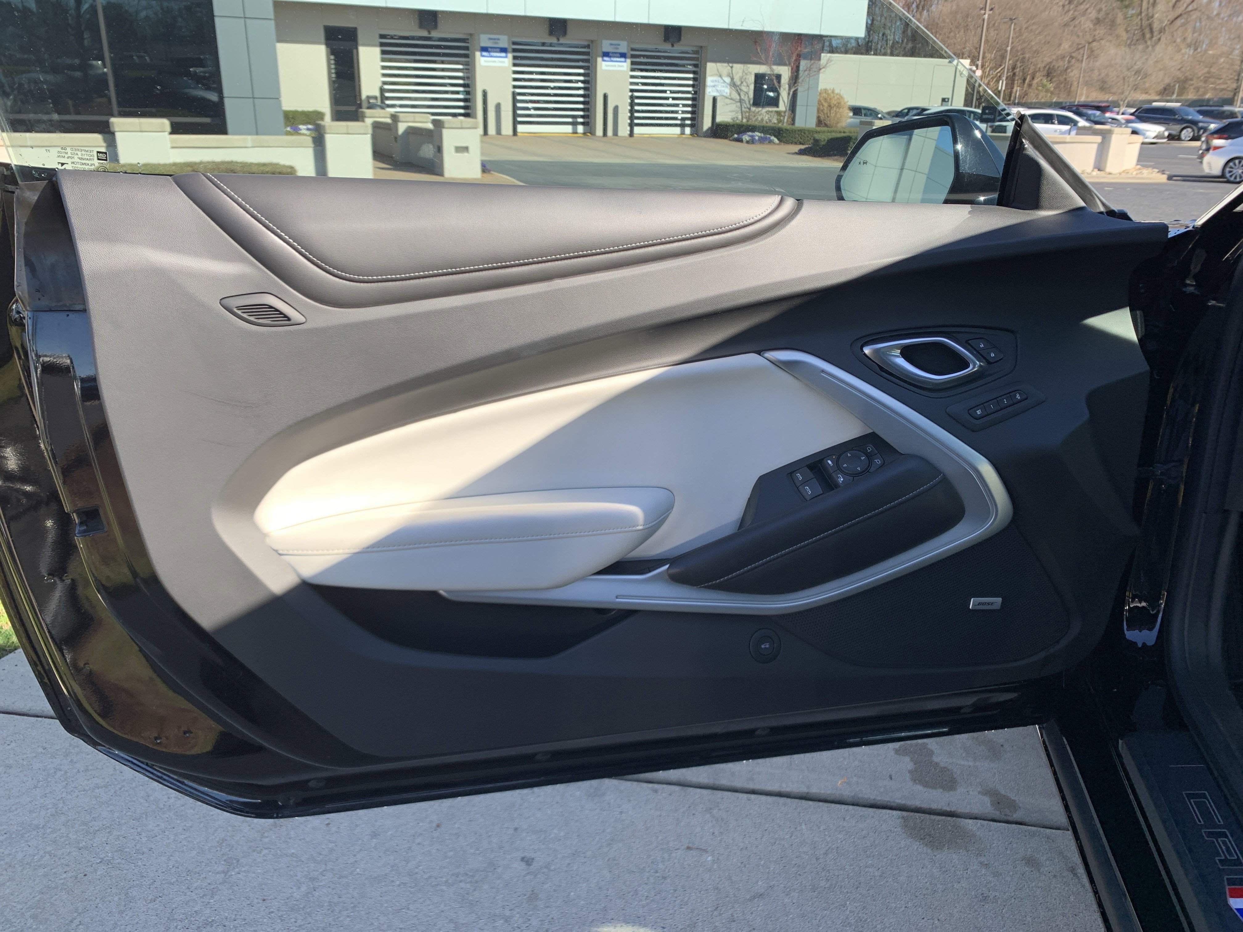 Used 2018 Chevrolet Camaro LT image 14