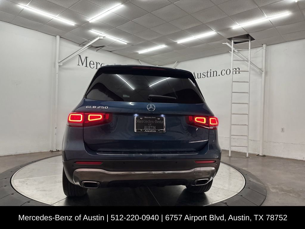Certified 2022 Mercedes-Benz GLB 250 image 7
