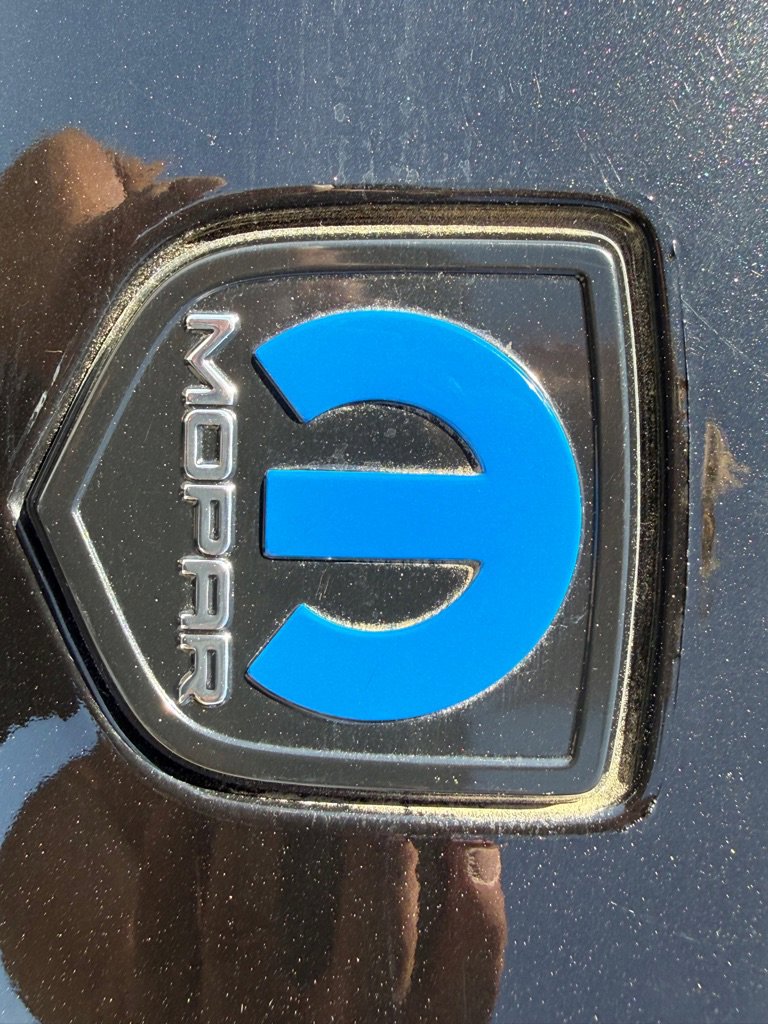 Used 2010 Dodge Challenger R/T RWD image 10