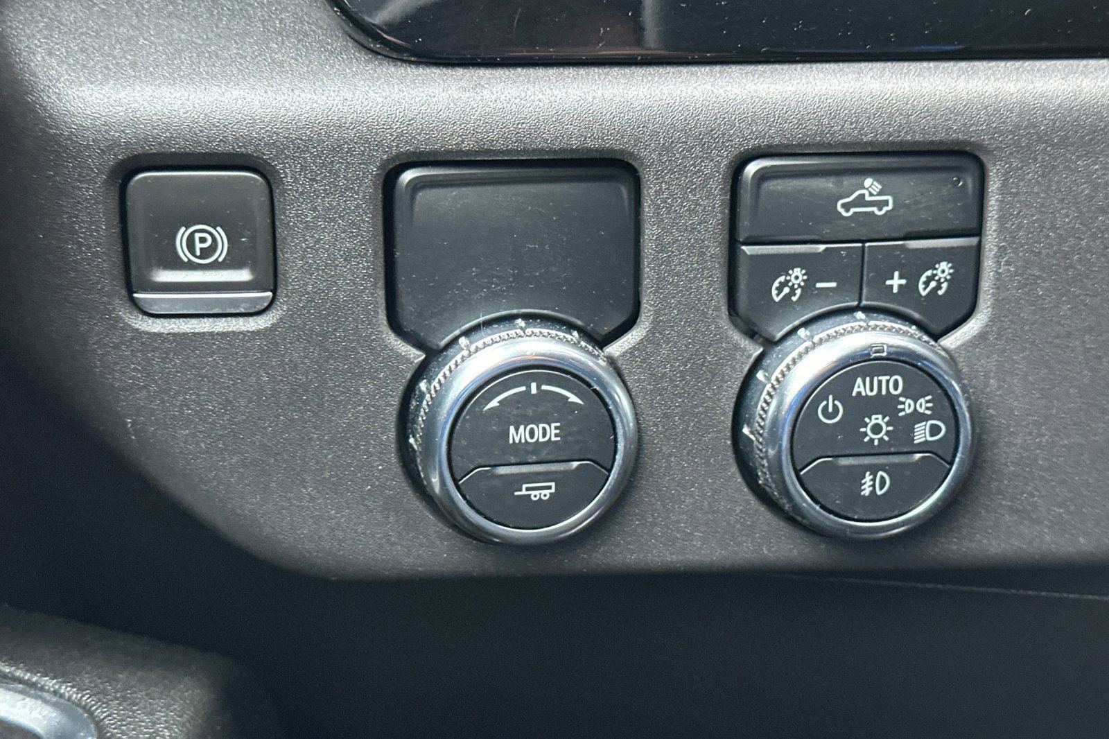 Used 2024 GMC Sierra 1500 Elevation RWD image 41