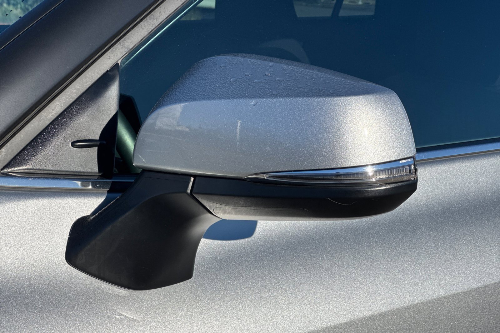 Used 2025 Toyota Highlander LE image 54