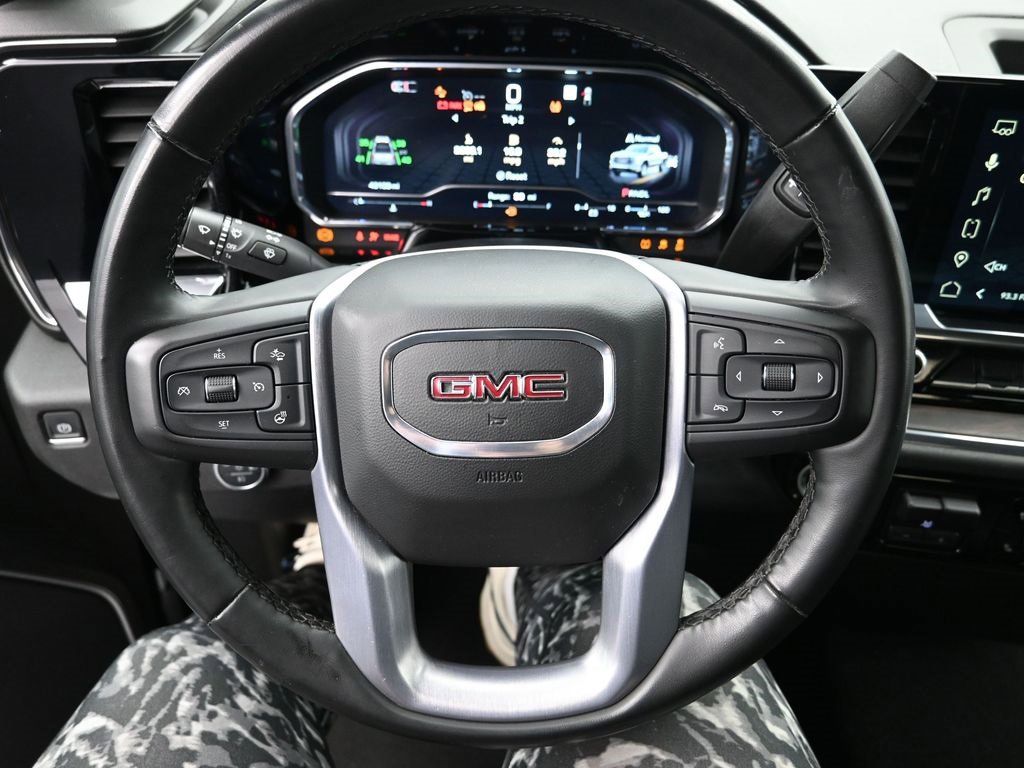 Certified 2025 GMC Sierra 1500 SLT image 14