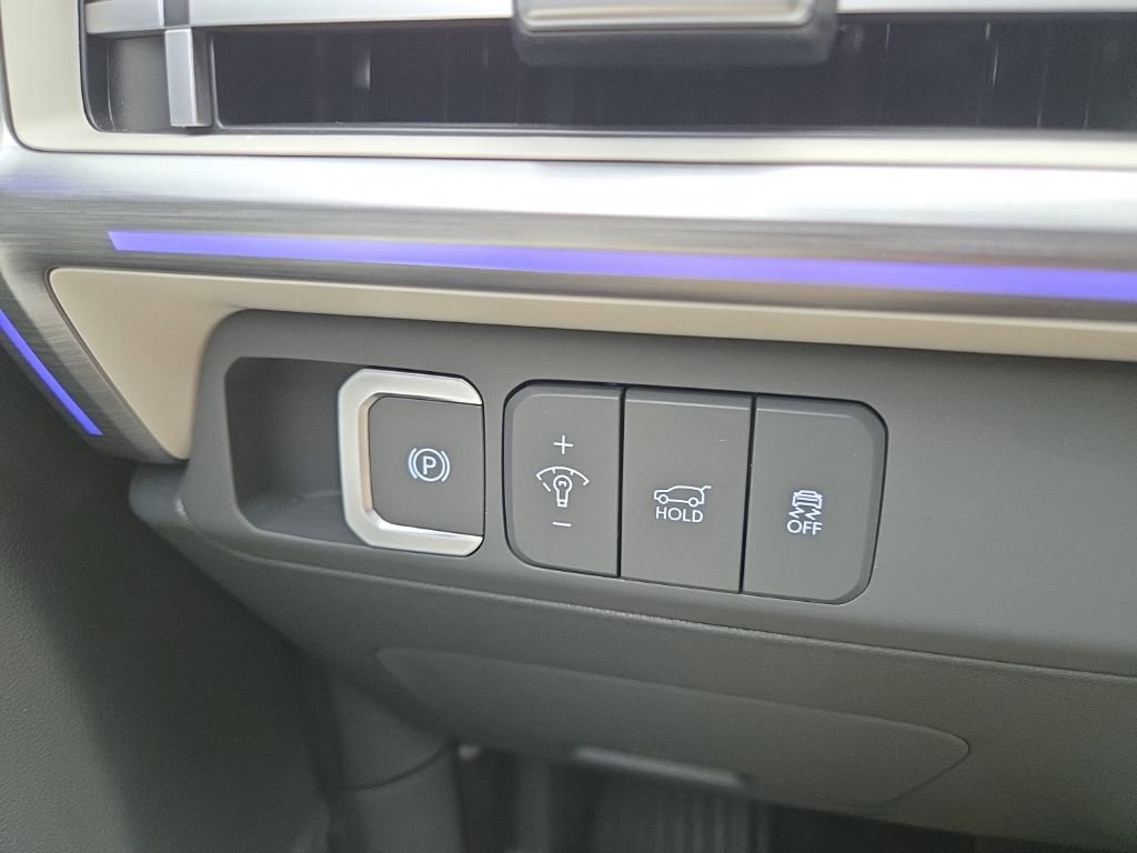 Used 2024 Hyundai Santa Fe Calligraphy image 33