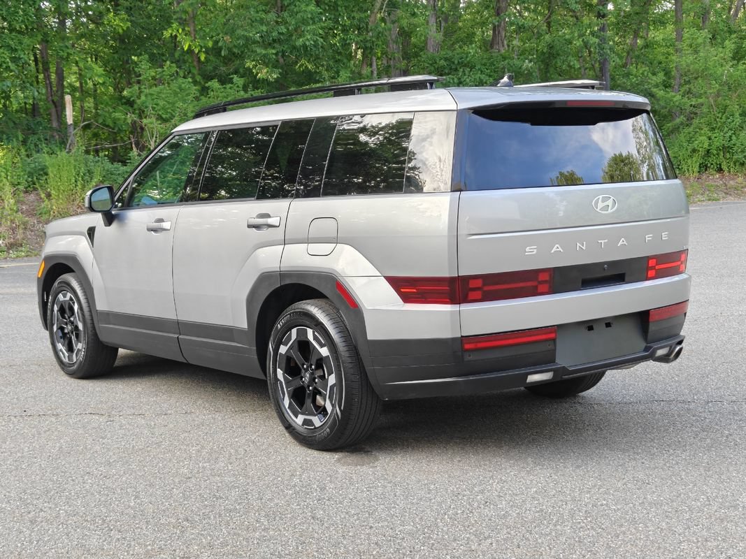 Used 2025 Hyundai Santa Fe SEL AWD/4WD image 5