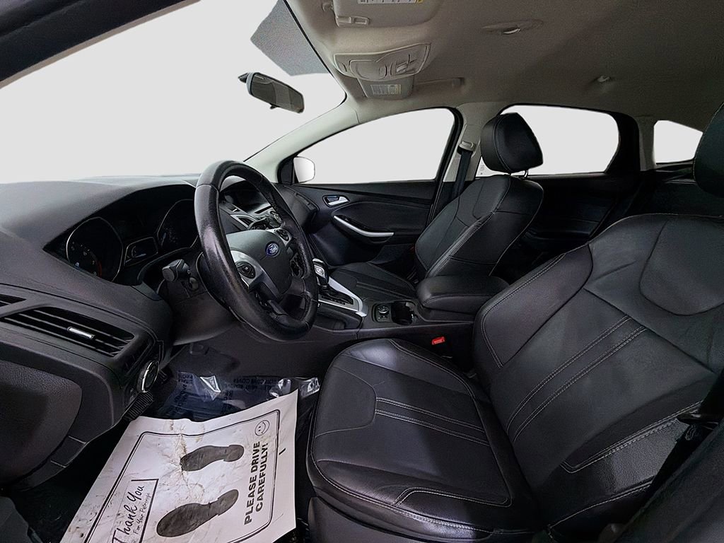 Used 2014 Ford Focus SE w/ Equipment Group 201A image 17