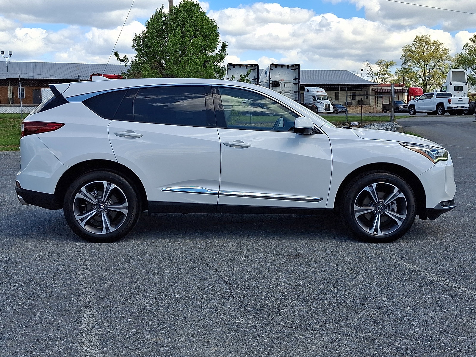 Certified 2023 Acura RDX AWD w/ Advance Package image 7
