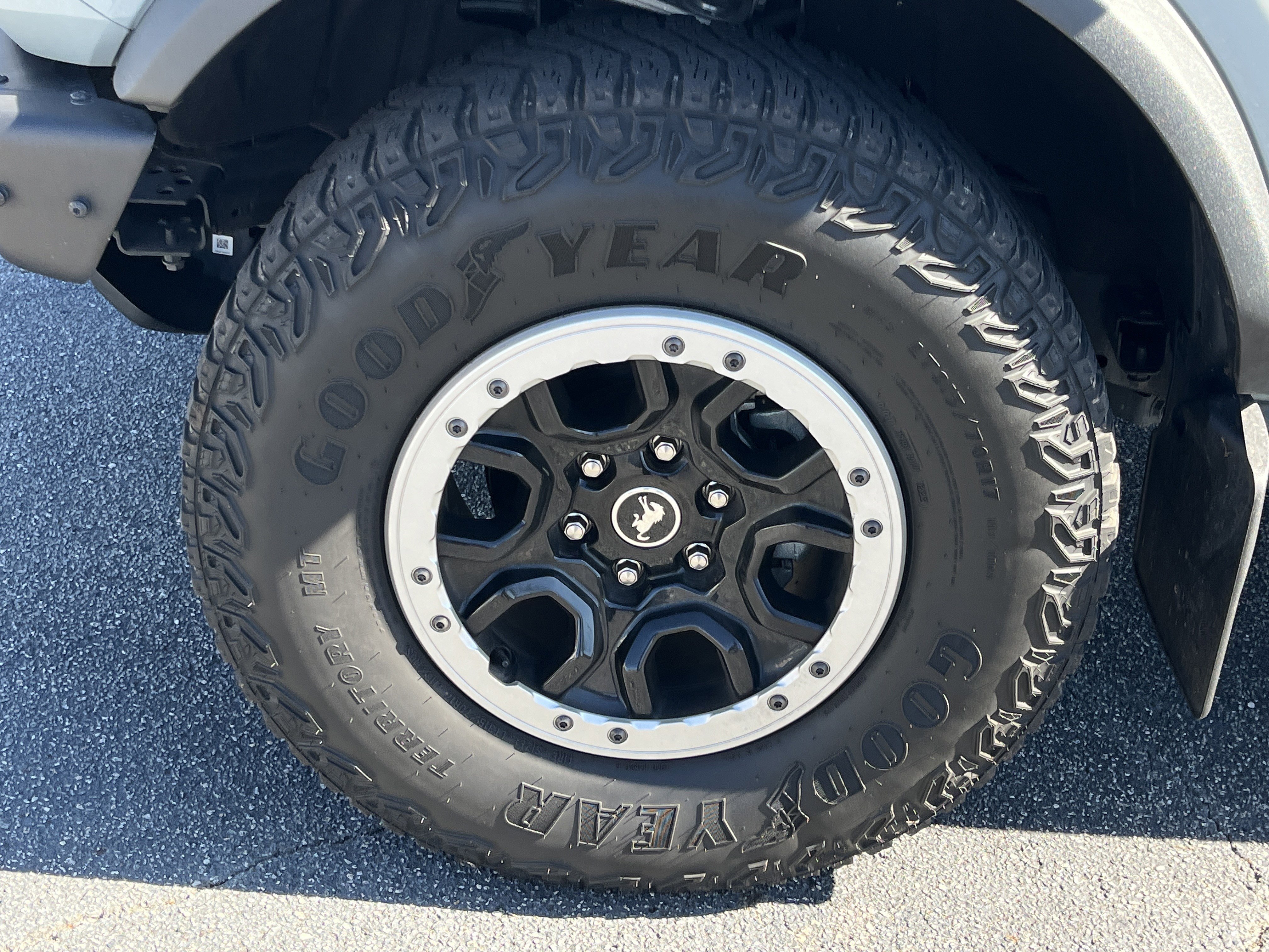 Used 2023 Ford Bronco Badlands w/ Sasquatch Package image 32