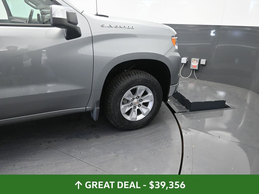 Used 2025 Chevrolet Silverado 1500 LT image 25