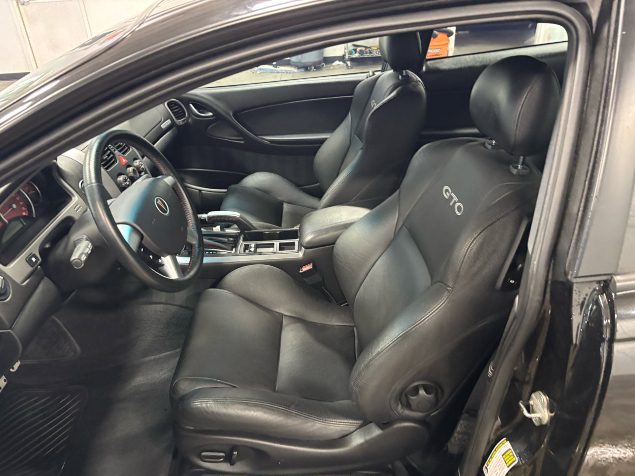 Used 2004 Pontiac GTO image 7