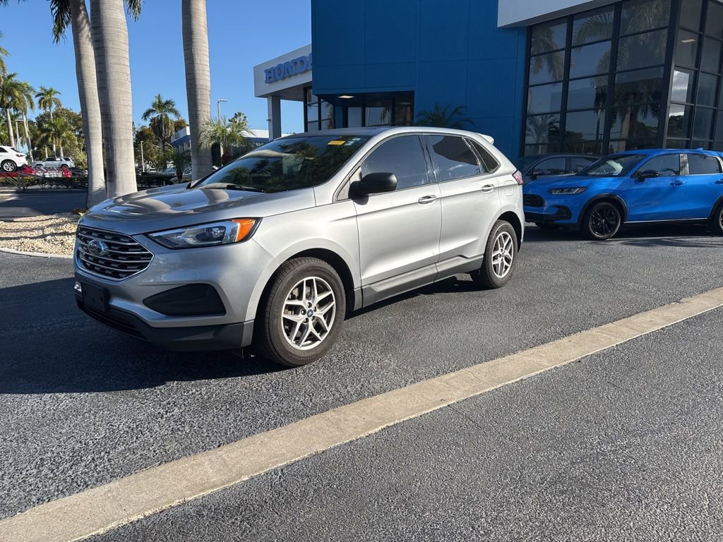 Used 2021 Ford Edge SE image 16