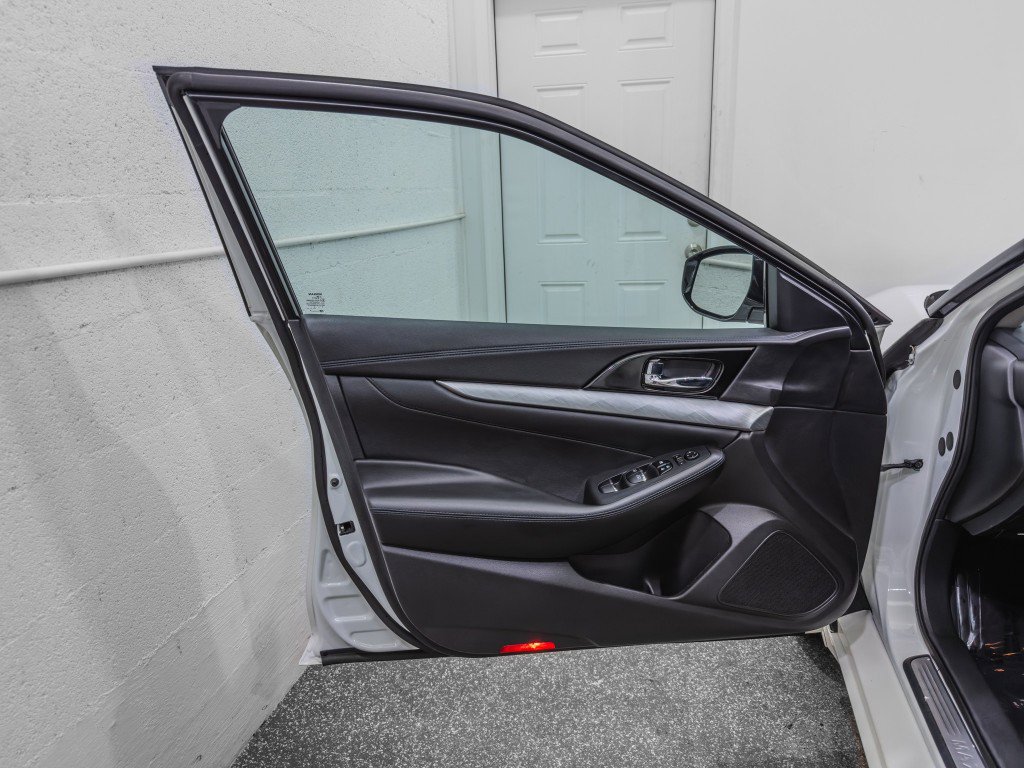 Used 2017 Nissan Maxima 3.5 S FWD image 11