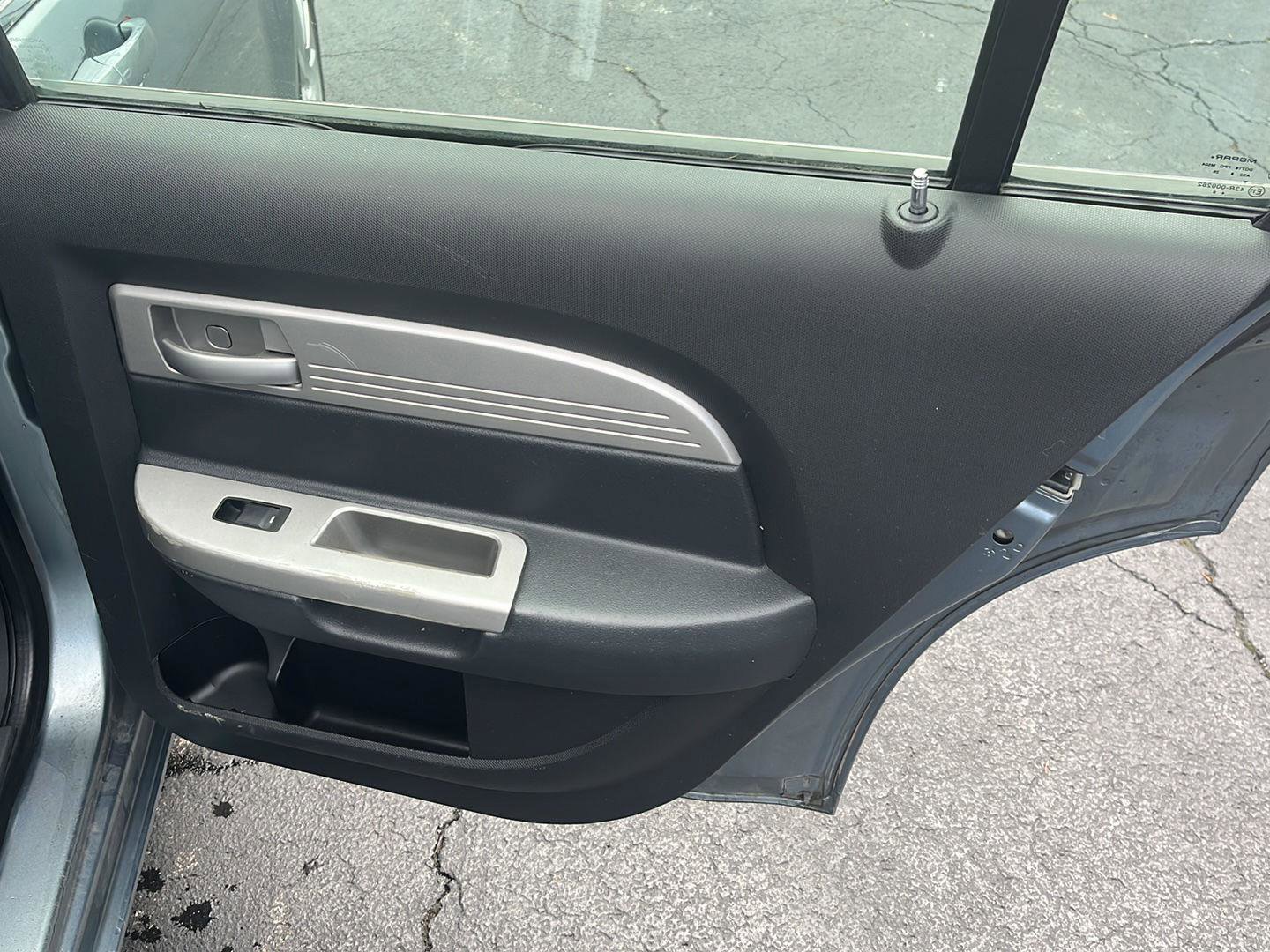 Used 2010 Chrysler Sebring Touring image 21