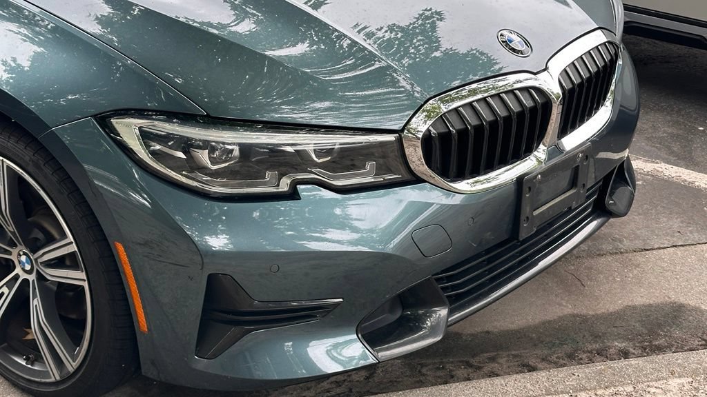 Used 2020 BMW 330i Sedan w/ Convenience Package RWD image 2