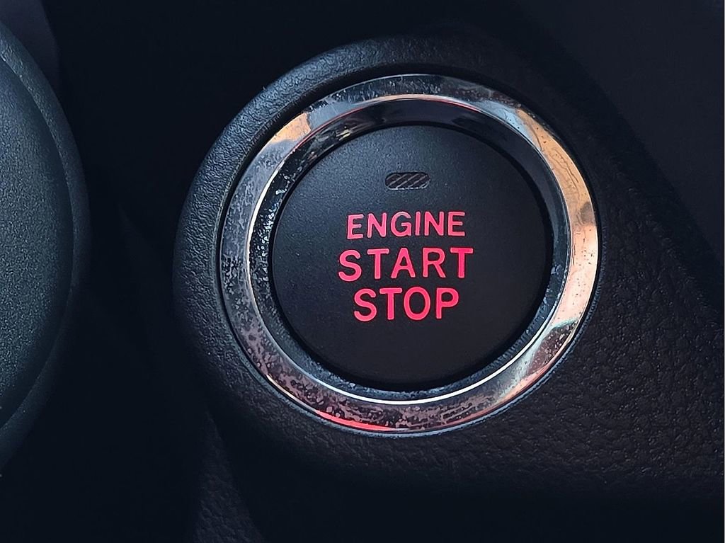 Used 2025 Subaru Crosstrek 2.0i Premium image 16