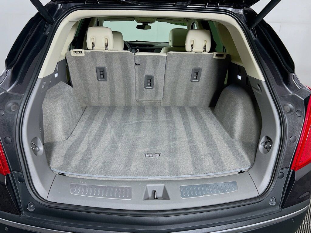 Used 2018 Cadillac XT5 Luxury image 26