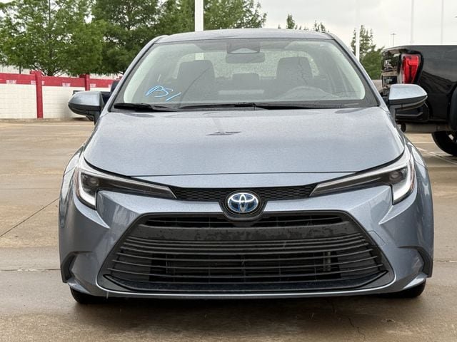 Used 2025 Toyota Corolla LE FWD image 8