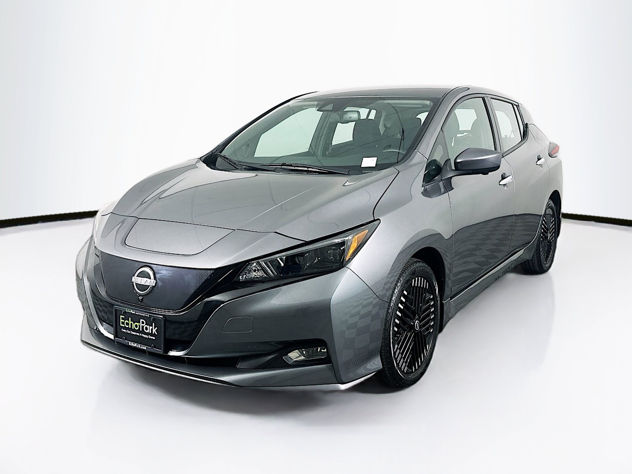Used 2025 Nissan Leaf SV Plus FWD image 3
