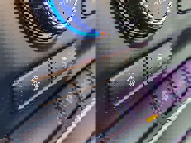 Used 2020 Chevrolet Silverado 1500 RST w/ All-Star Edition image 32