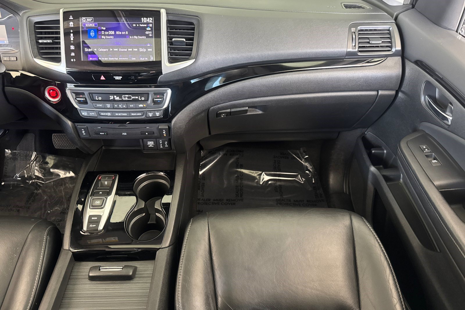 Used 2017 Honda Pilot Touring image 30