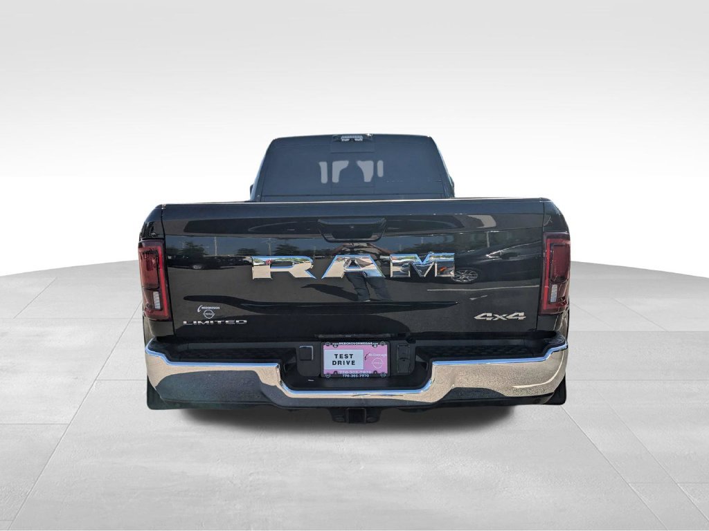 Used 2025 RAM 3500 Limited AWD/4WD image 5