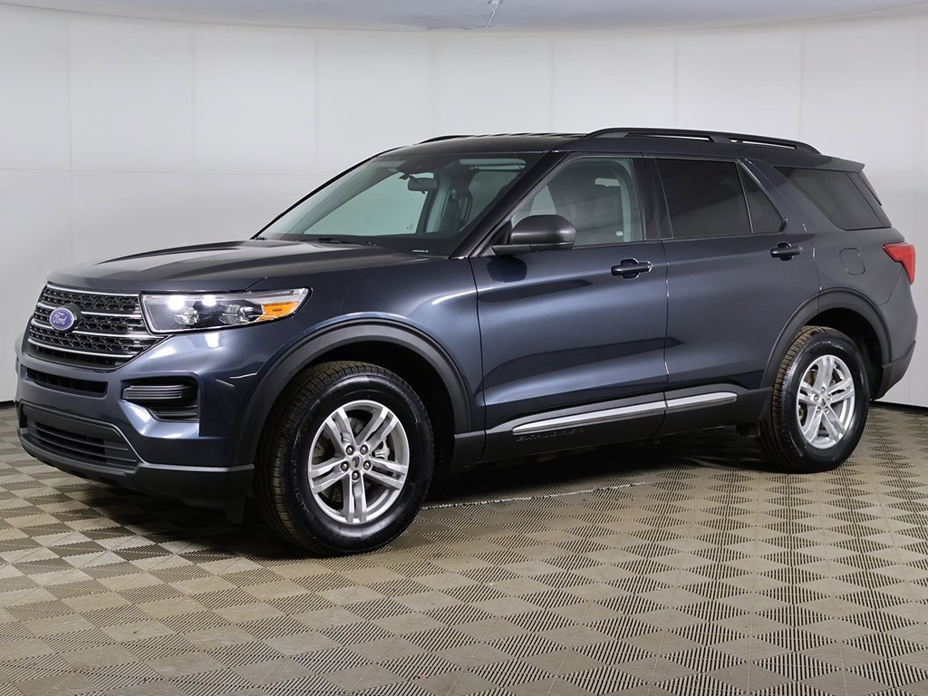 Used 2022 Ford Explorer XLT image 6