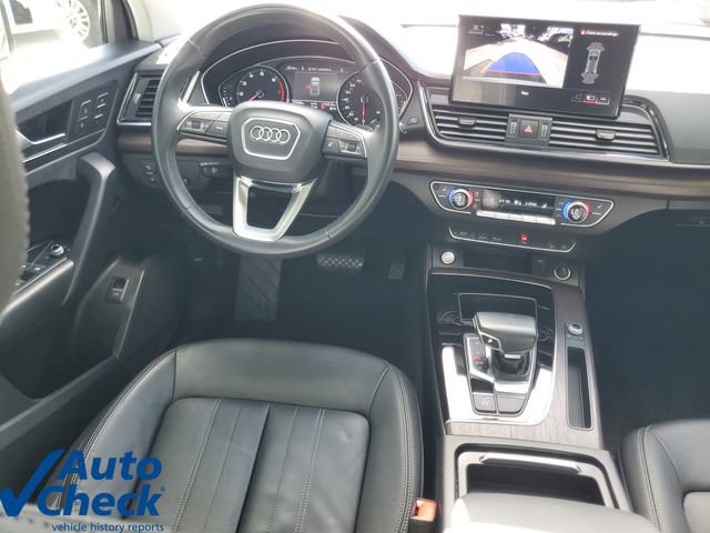 Used 2021 Audi Q5 2.0T Premium w/ Convenience Package AWD/4WD image 17