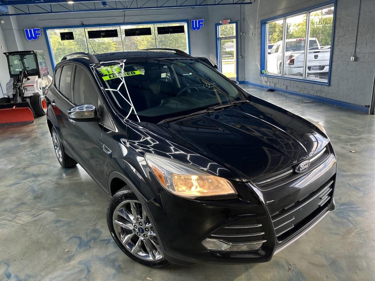Used 2015 Ford Escape SE w/ SE Chrome Package image 4
