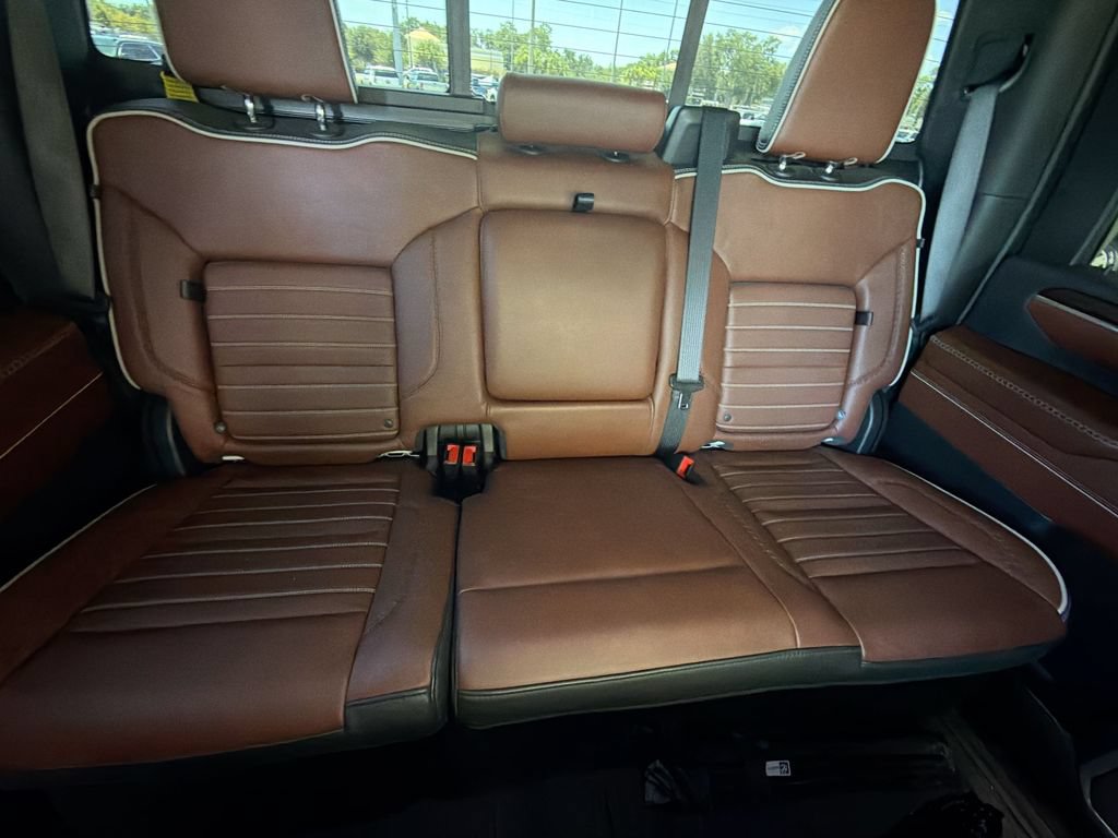 Used 2024 GMC Sierra 2500 Denali Ultimate AWD/4WD image 14