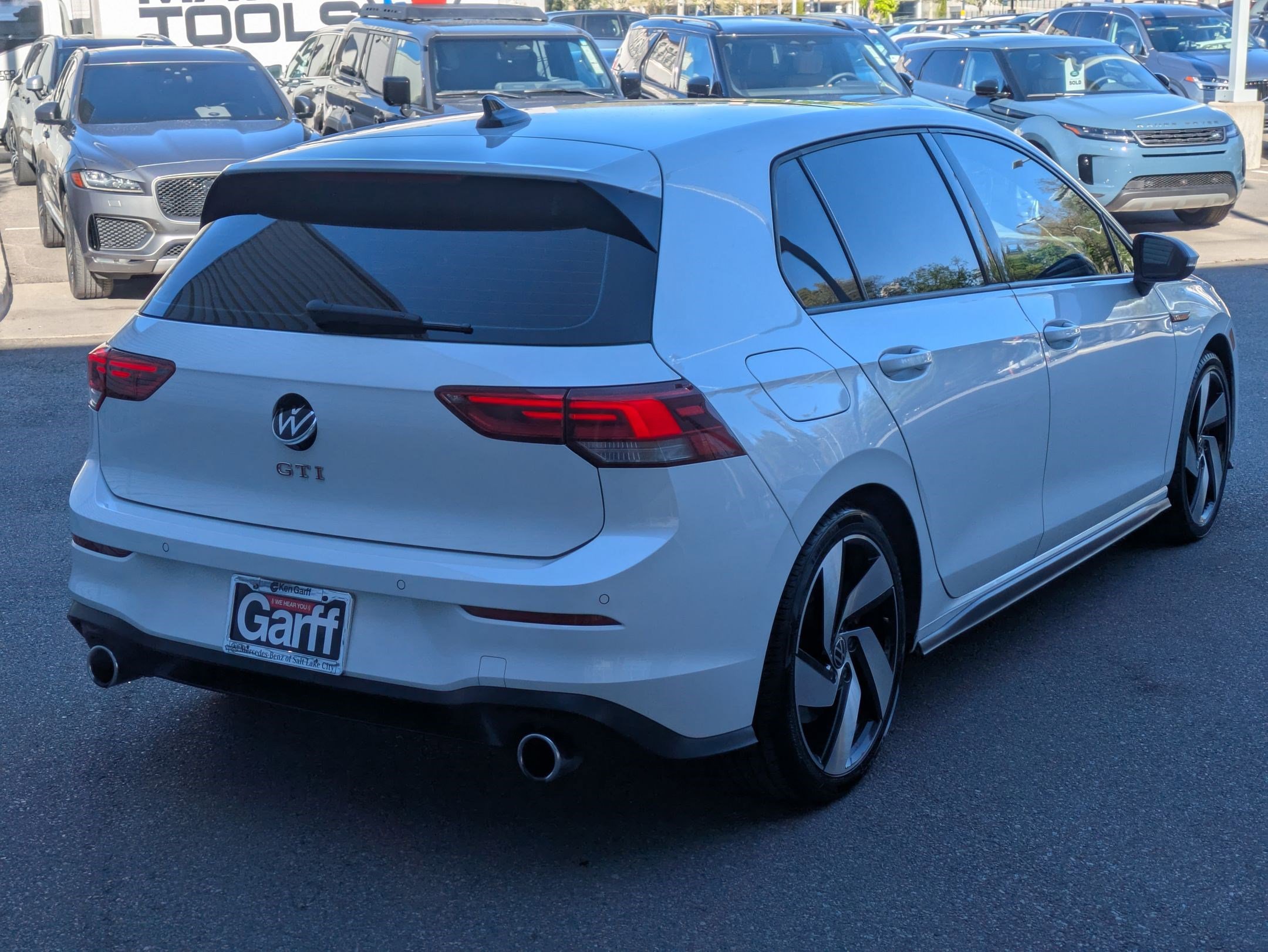 Used 2022 Volkswagen GTI SE FWD image 3