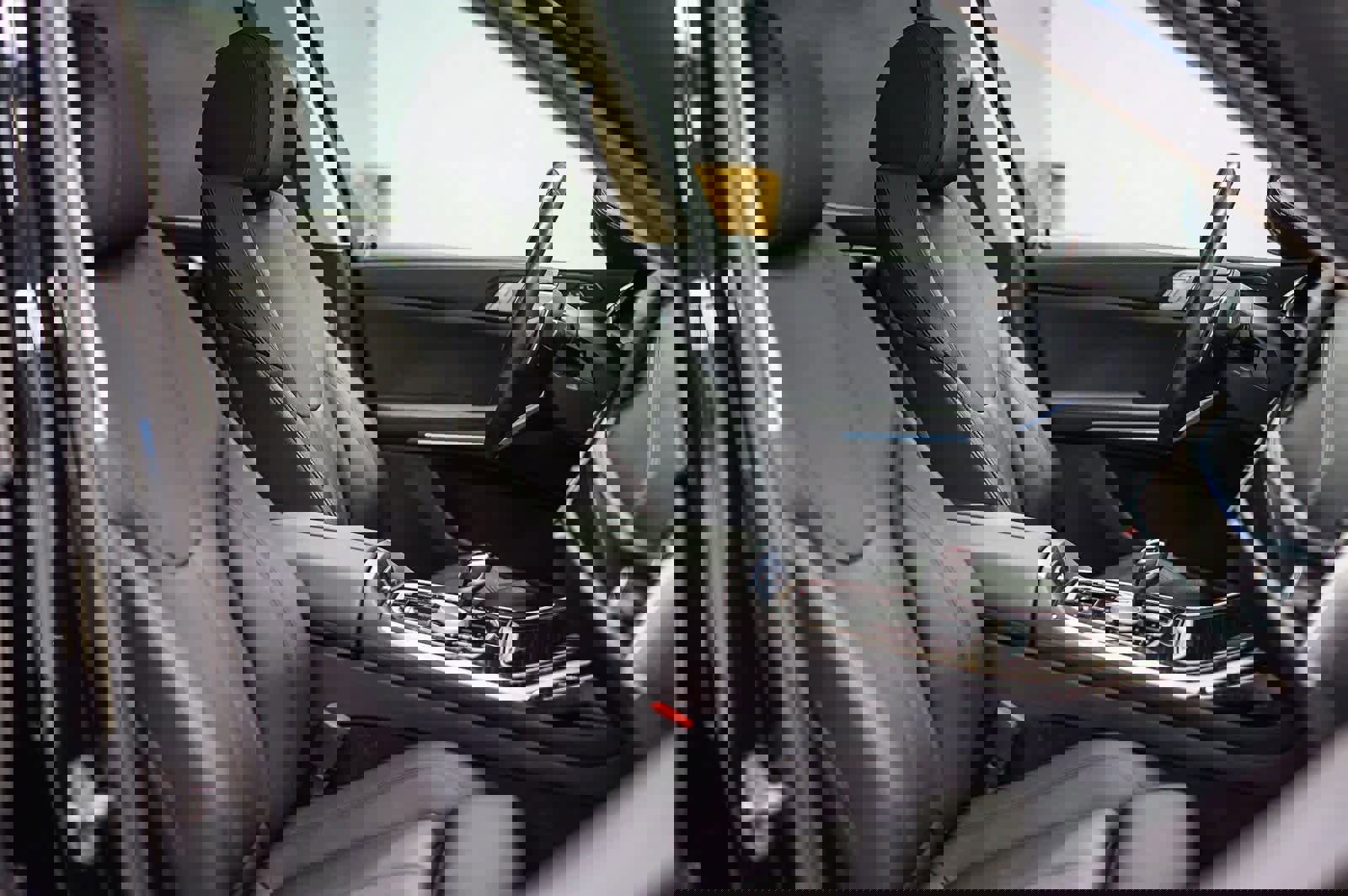 Used 2020 BMW X7 xDrive40i w/ Parking Assistance Package image 19