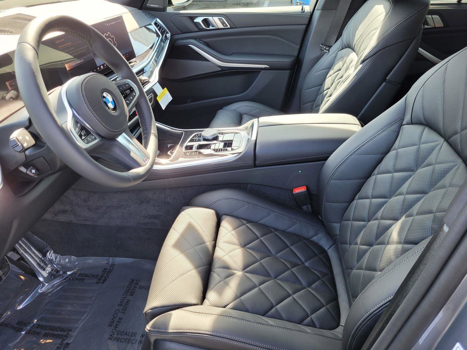 New 2026 BMW X5 xDrive40i w/ M Sport Package AWD/4WD image 16