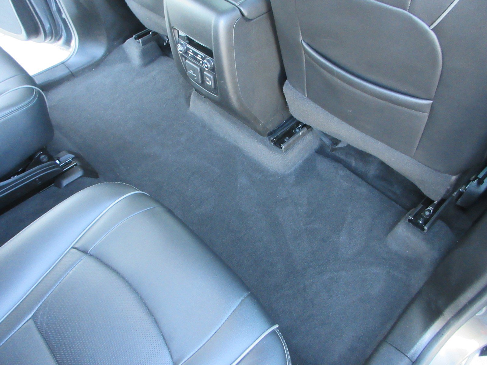 Used 2020 Buick Enclave Avenir w/ Avenir Technology Package image 23