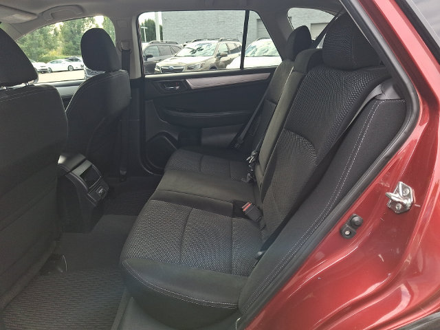 Used 2018 Subaru Outback 2.5i Premium AWD/4WD image 10