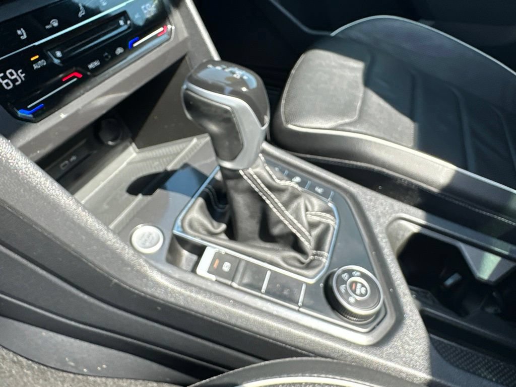 Used 2023 Volkswagen Tiguan SEL R-Line AWD/4WD image 34