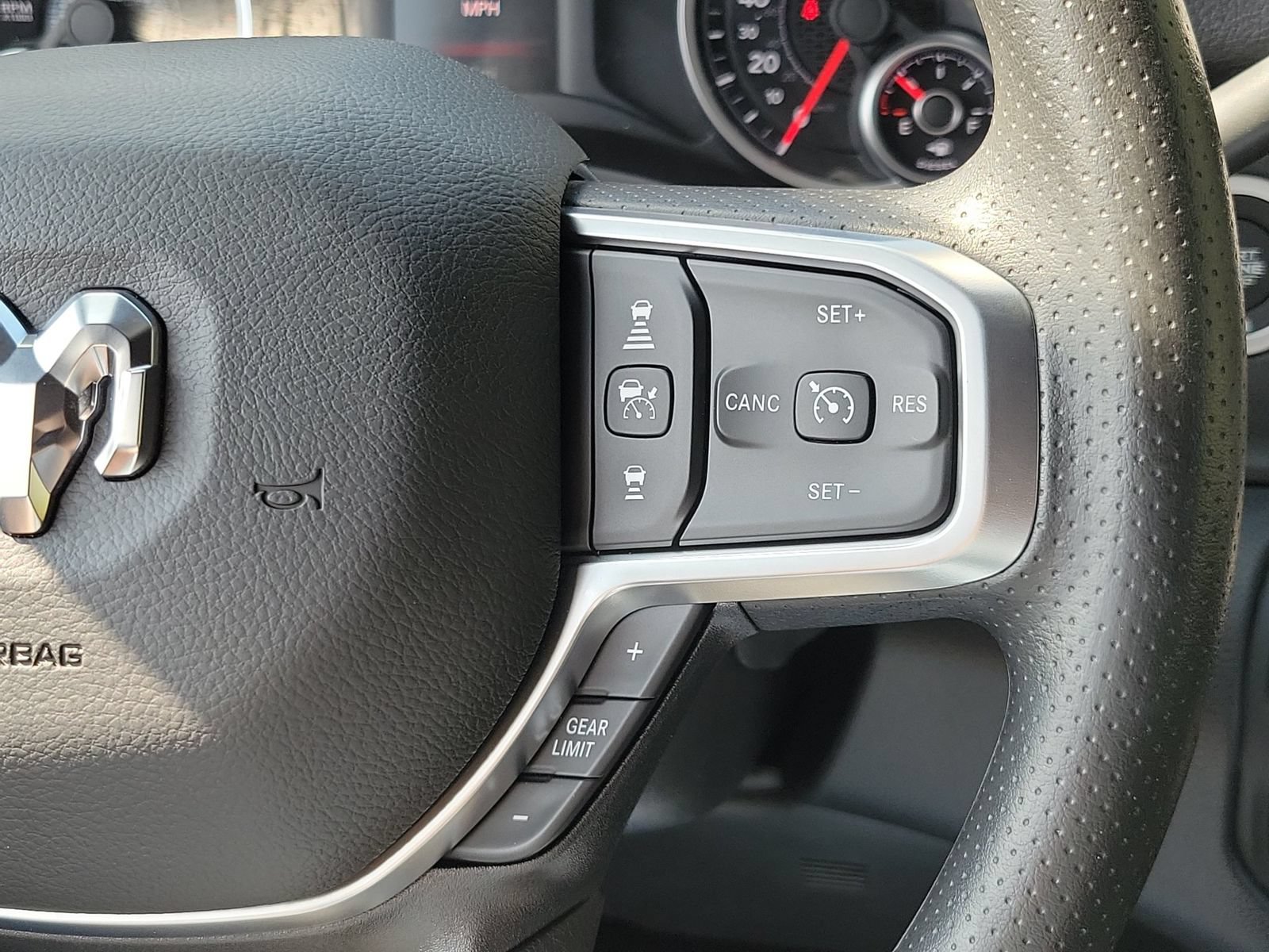 New 2027 RAM 3500 Tradesman AWD/4WD image 14