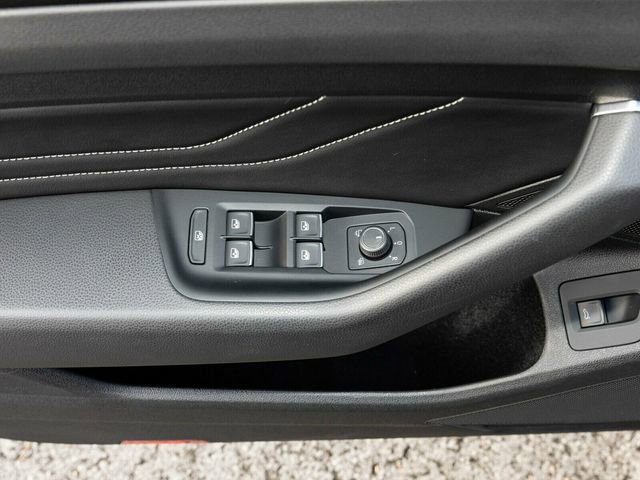 Used 2023 Volkswagen Arteon SEL w/ Arteon MDO Package (Z43) image 26