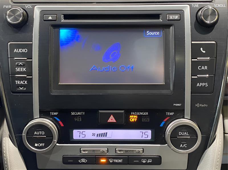 Used 2012 Toyota Camry XLE FWD image 23