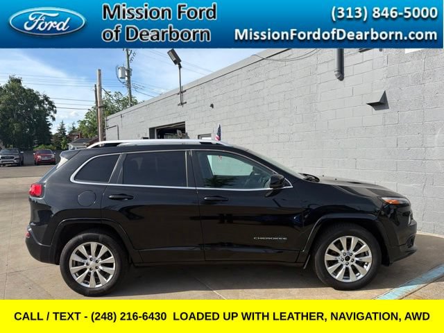 Used 2018 Jeep Cherokee Overland AWD/4WD image 8