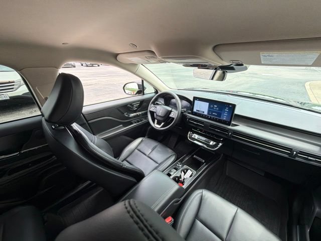 Used 2023 Lincoln Corsair AWD w/ Equipment Group 101A image 20