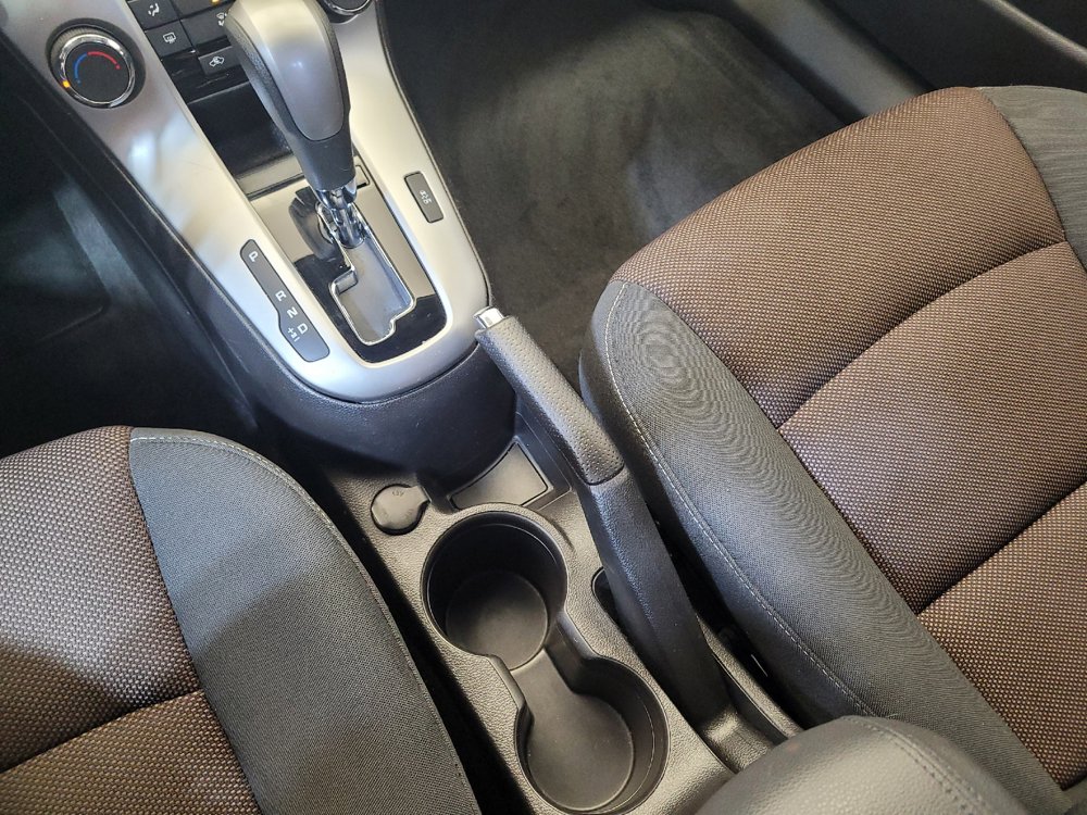 Used 2016 Chevrolet Cruze LT FWD image 26