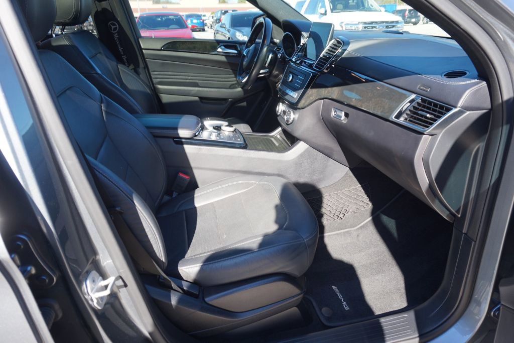 Used 2017 Mercedes-Benz GLE 43 AMG 4MATIC Coupe image 31