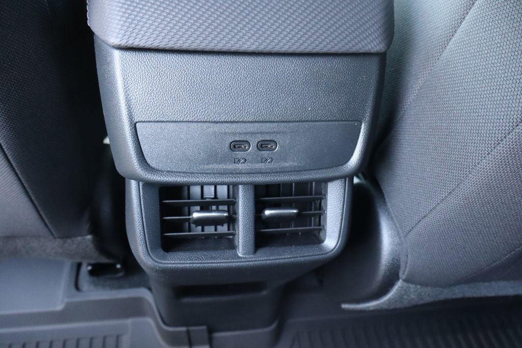New 2026 Chevrolet Equinox LT w/ Safety and Technology Package FWD image 20